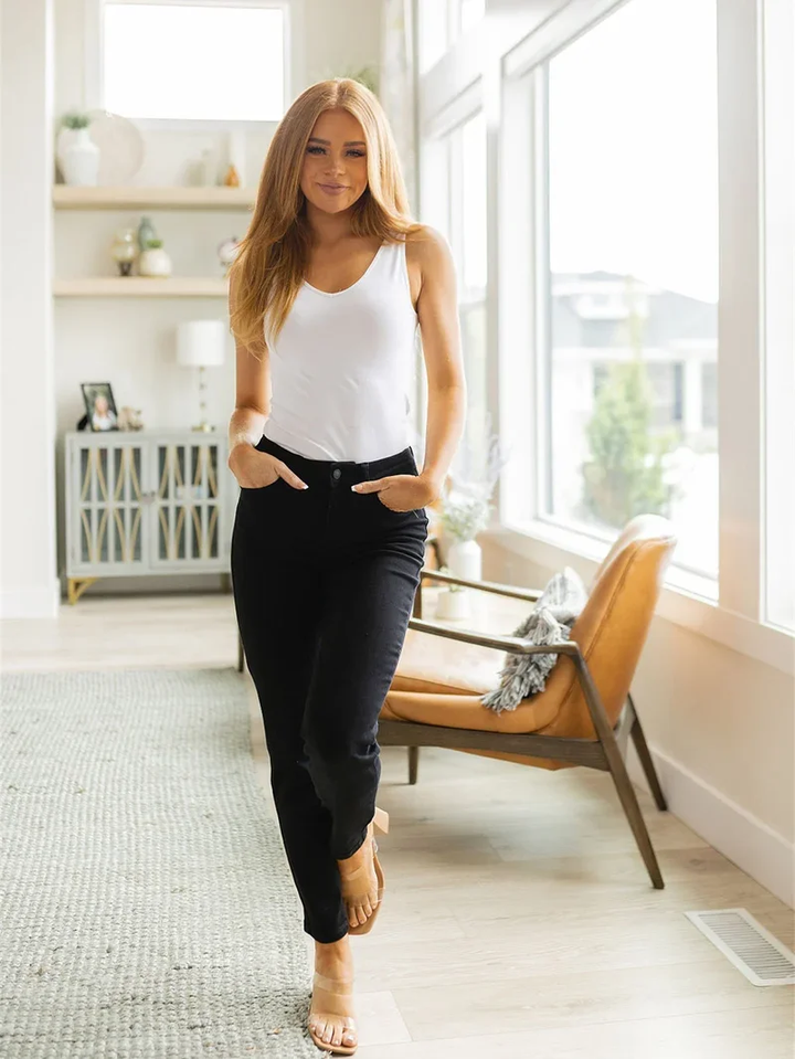 Judy Blue Tummy Control Butt Lifting Jeans