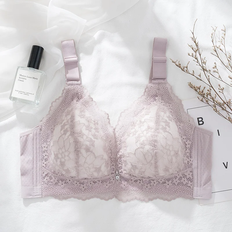 Full coverage bra with side support for a minimized look and lift perfect for supermodel figures.