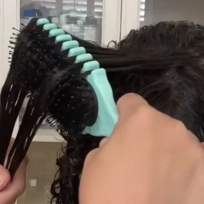 🌸Hot Sale 49% OFF💥💞Bounce Curl Define Styling Brush💞