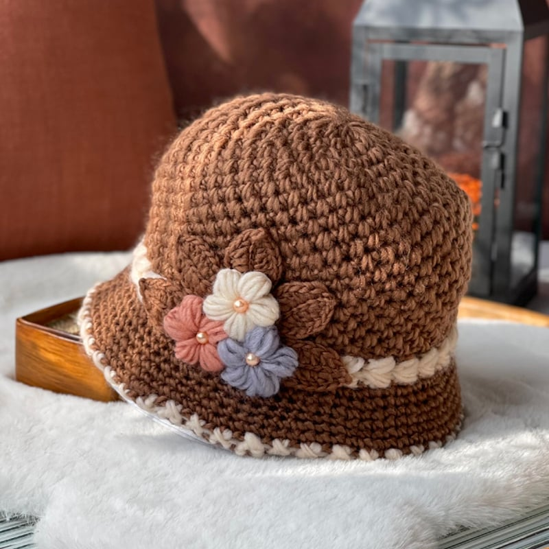 Womens Flowers Knitted Woolen Hat
