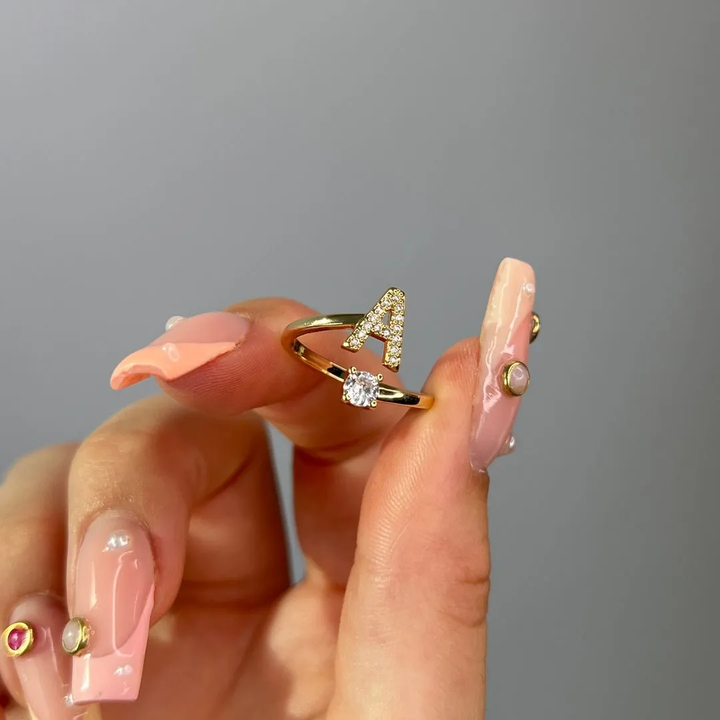 INITIAL RING