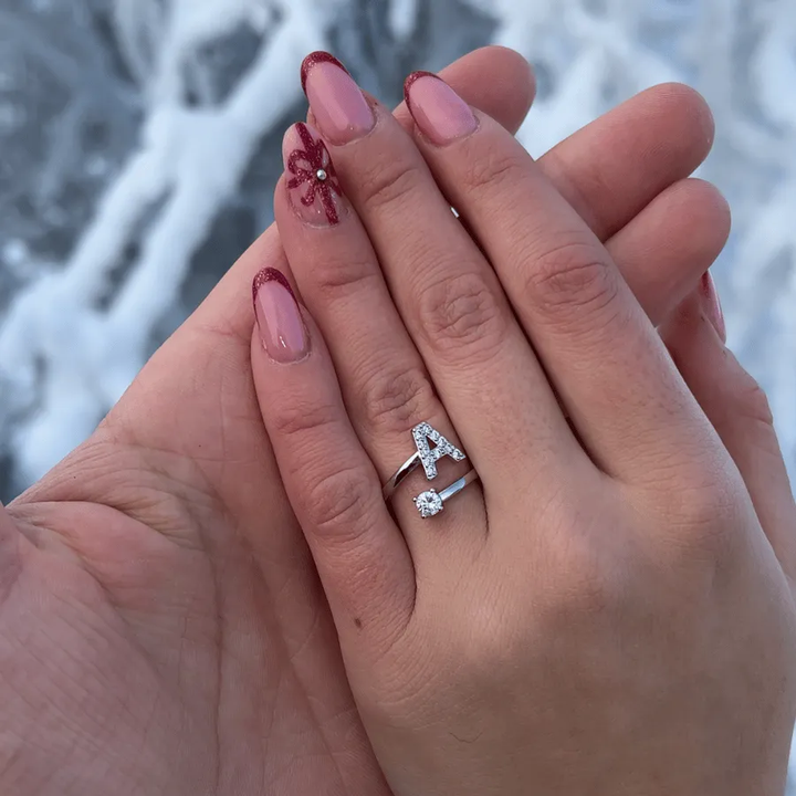 INITIAL RING