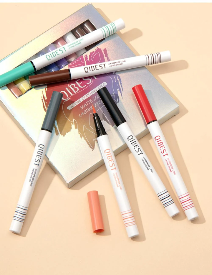 CAT EYE LIQUID EYELINER