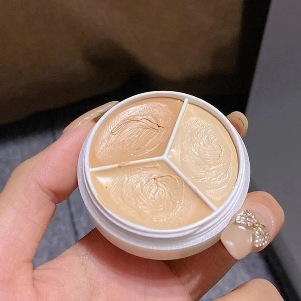 Tri-Color Concealer Palette Of Covers Acne Marks Dark Circles🔥