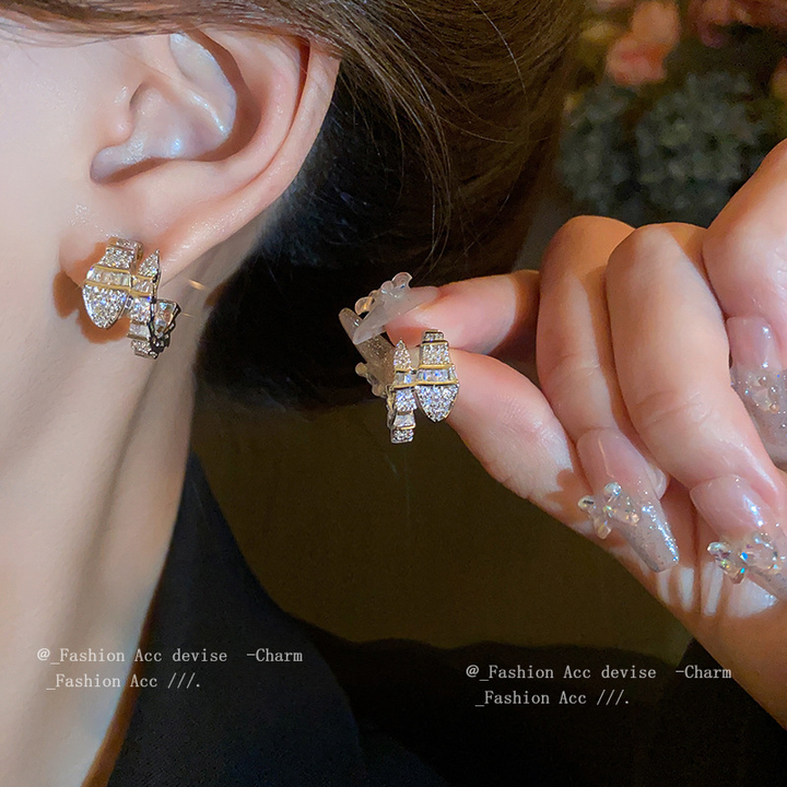 Zircon Snake Shaped Open Bracelet