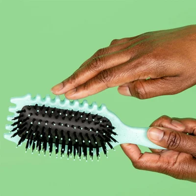🌸Hot Sale 49% OFF💥💞Bounce Curl Define Styling Brush💞