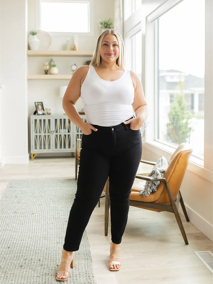Judy Blue Tummy Control Butt Lifting Jeans