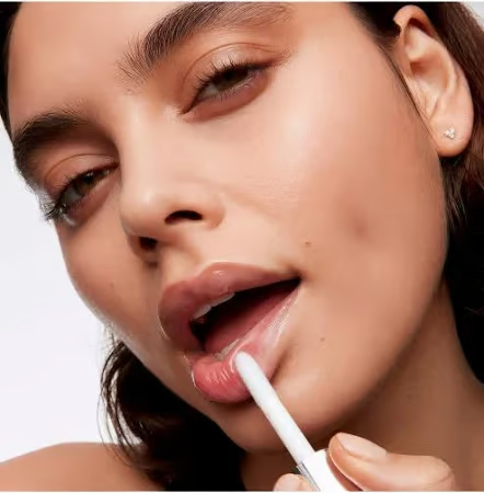 Lip serum Plump and moisturizing lip oil