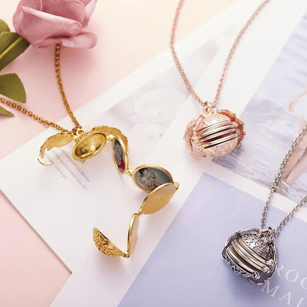 🎁Expanding Photo Locket Necklace