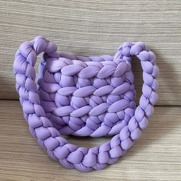 CHUNKY KNIT HANDBAG