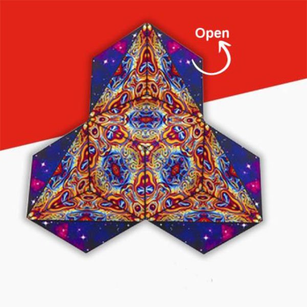 CHANGEABLE MAGNETIC MAGIC CUBE
