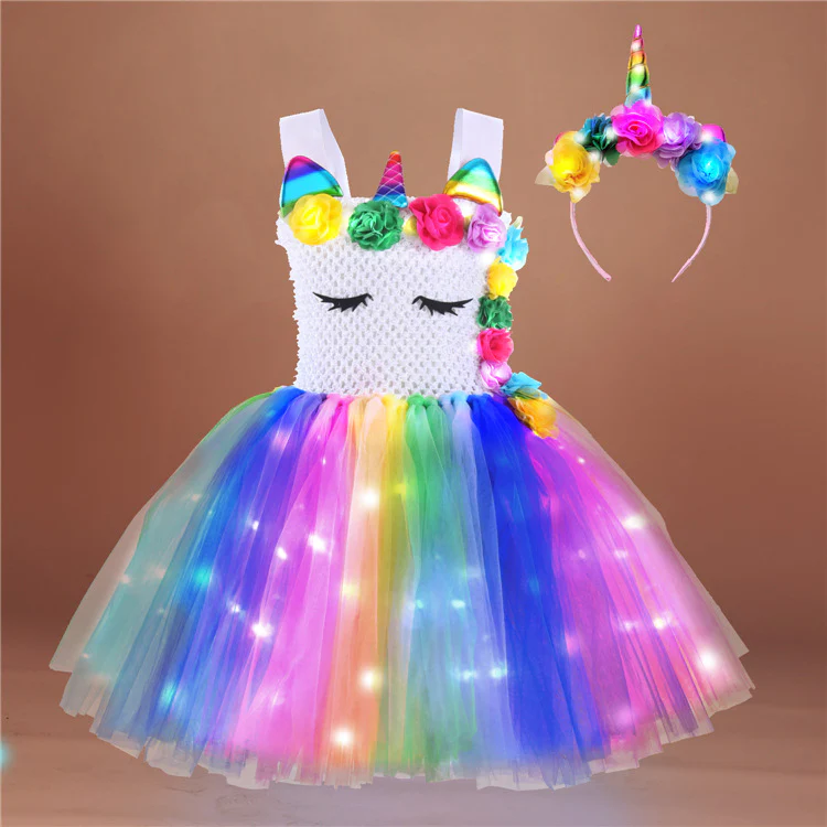 PARTY GIRL STYLE