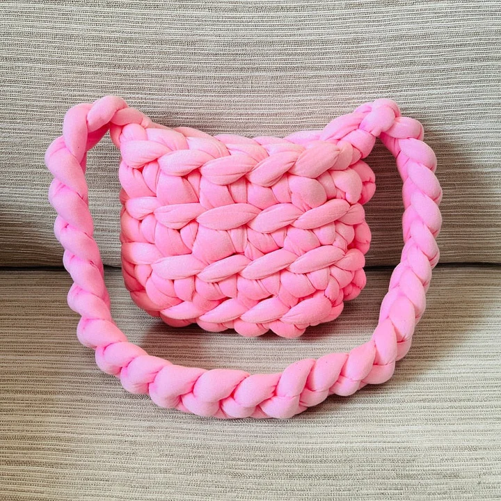 CHUNKY KNIT HANDBAG