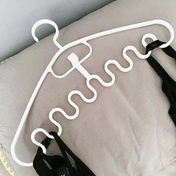 Wave Pattern Stackable Hanger