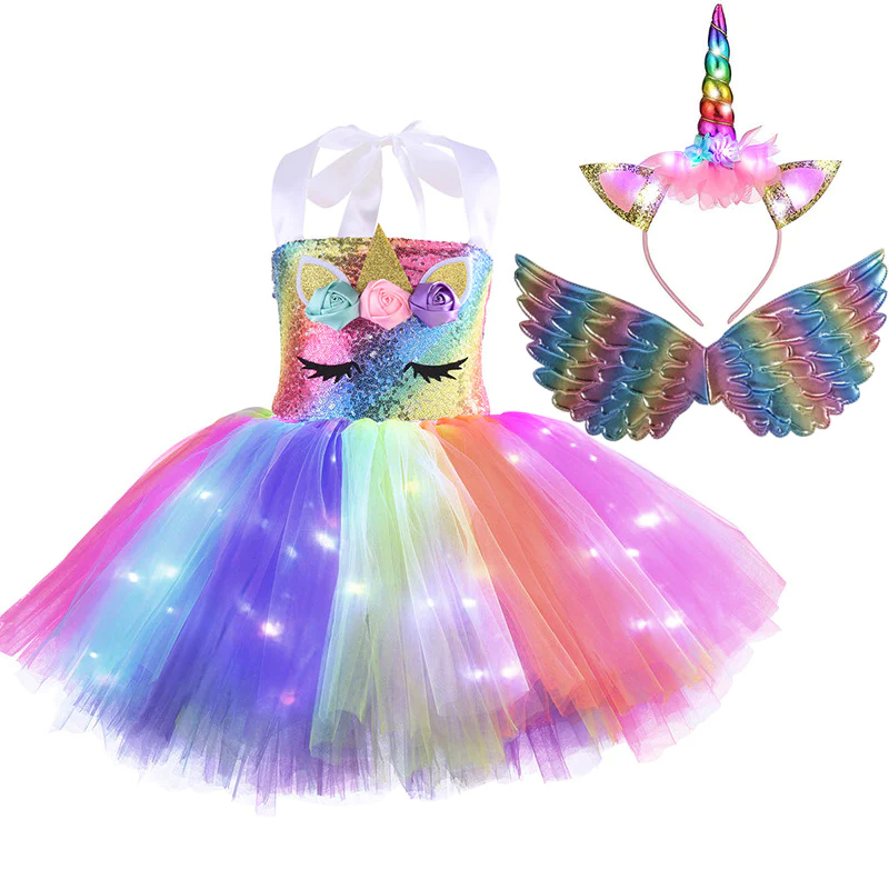 PARTY GIRL STYLE
