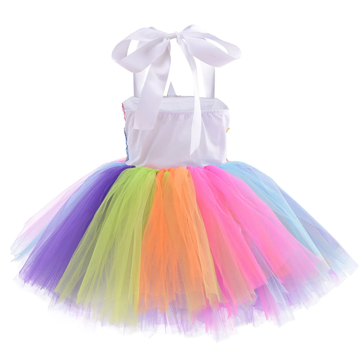 PARTY GIRL STYLE
