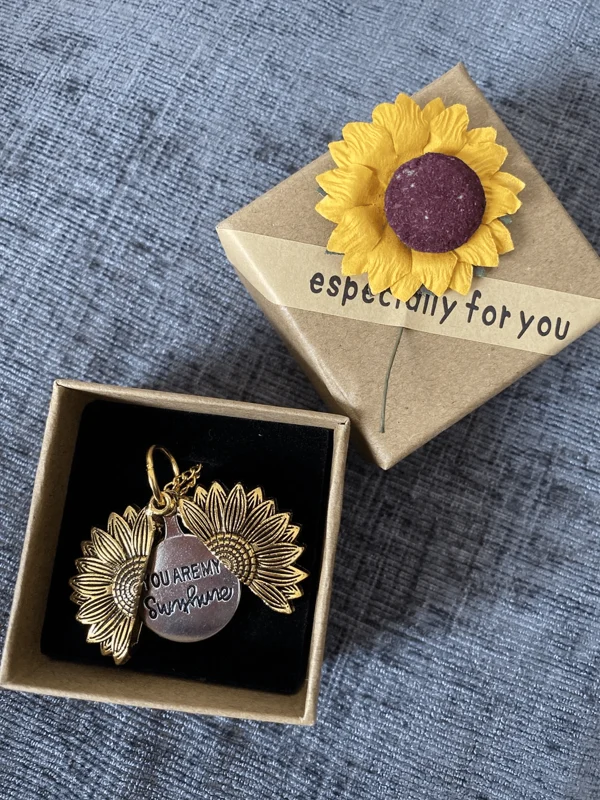 🔥🌞"You Are My Sunshine" Sunflower Necklace🌻