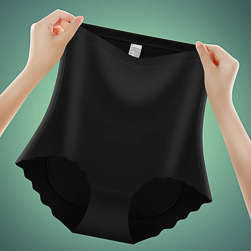 Seamless hip lifting shapewear