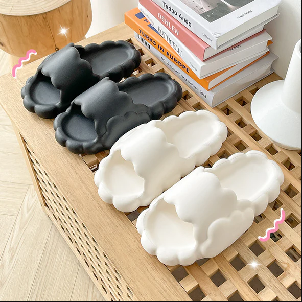 Premium Cute Cloudy Slides