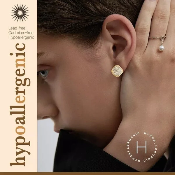 MAGNETIC DIAMOND DOUBLE SIDED STUD EARRINGS