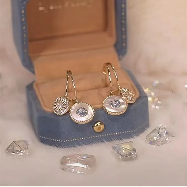 Natural shell zircon earrings