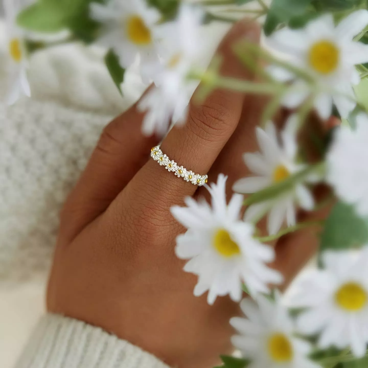 DAISY RING