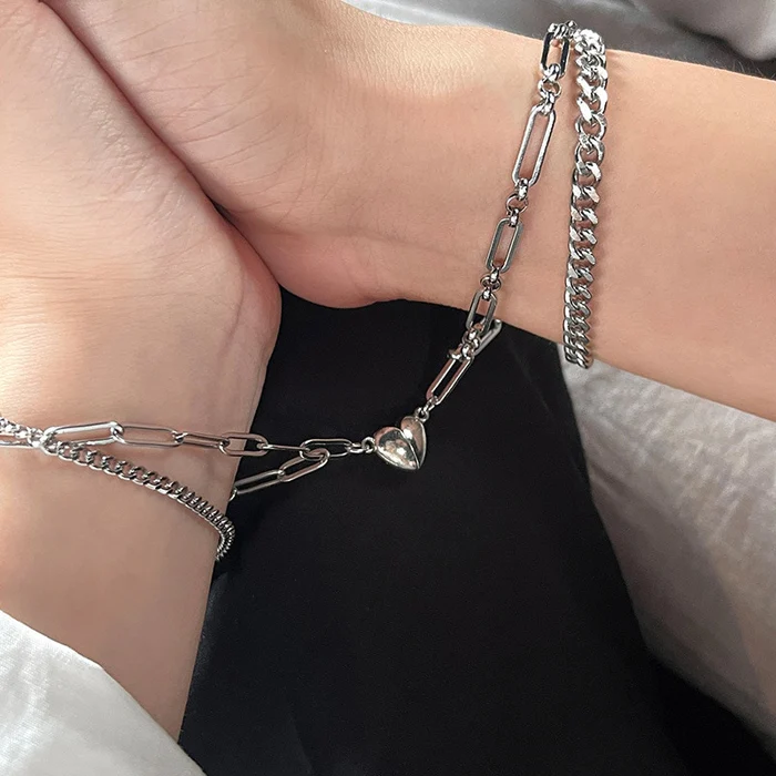 MAGNETIC LOVE BRACELET
