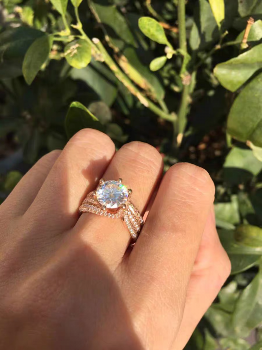 3 Carat Super Sparkling Diamond Ring