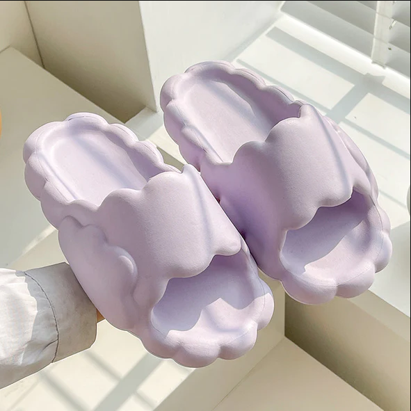 Premium Cute Cloudy Slides