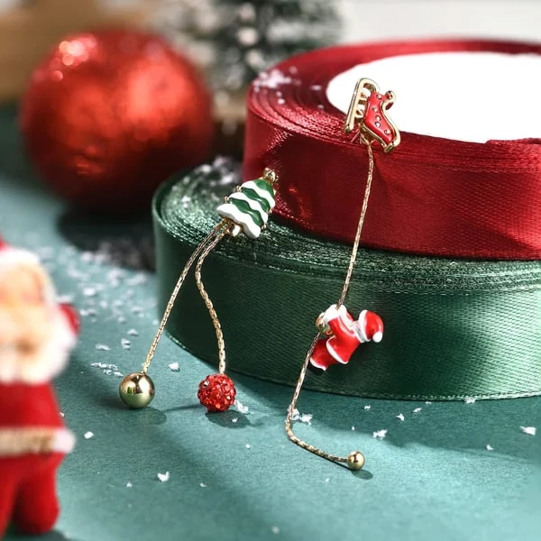 Moving Santa Claus Dangle Earrings