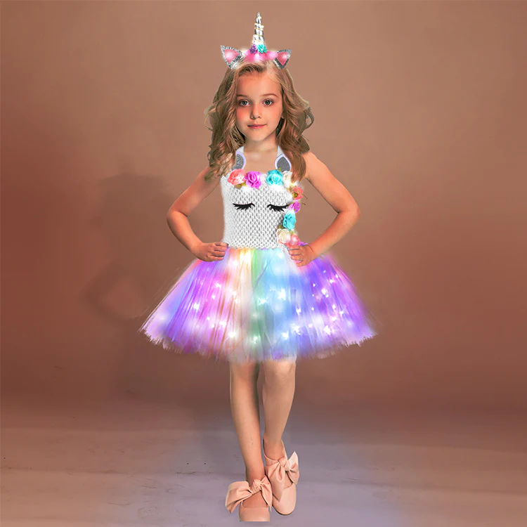 PARTY GIRL STYLE