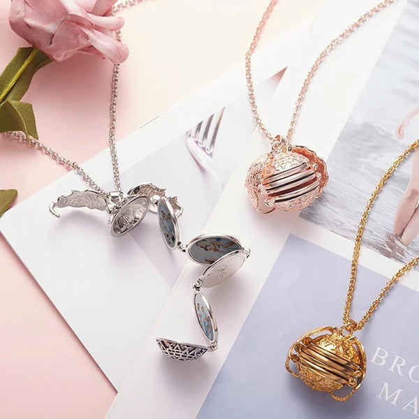 🎁Expanding Photo Locket Necklace