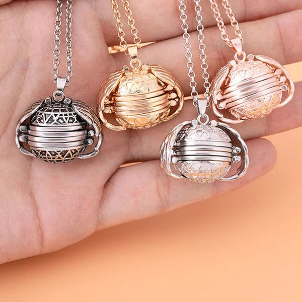🎁Expanding Photo Locket Necklace