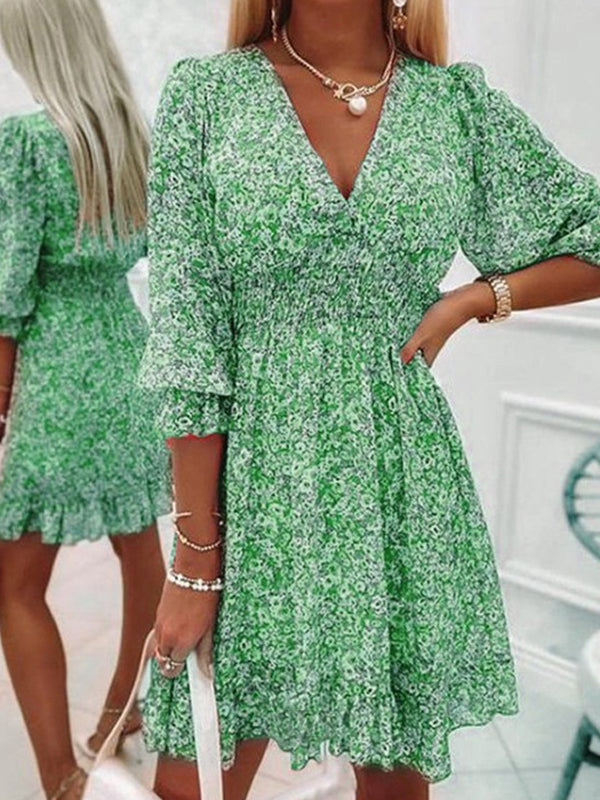 V Neck Pleated Floral Print Mini Dress