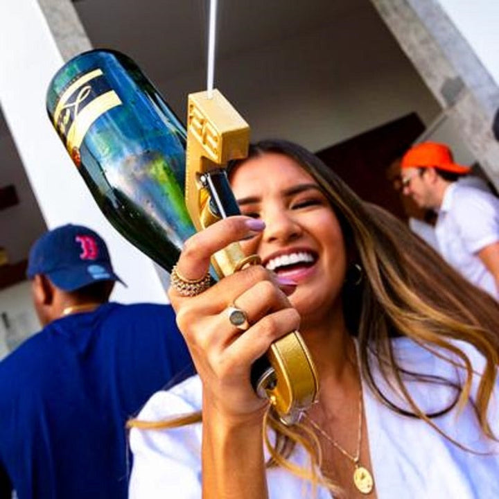 Beer Champagne Wine Gun Sprayer Squirt